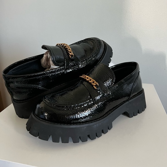 Princess Polly Unchained Patent Loafer - Picture 7 of 9